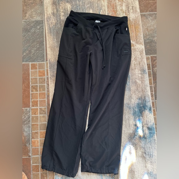 Infinity Women's Straight Leg Scrub Pant | Black - Picture 6 of 8